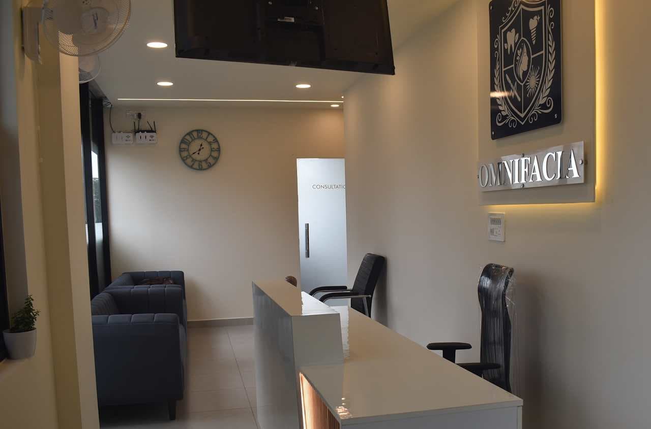 Omnifacia dental clinic interior in Banashankari Bangalore, image 1